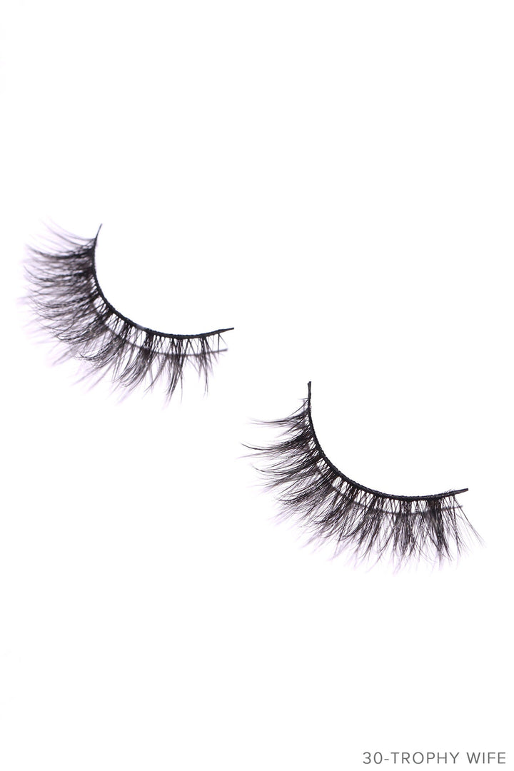NOVABEAUTY Main Character Luxe Faux Lashes 03 - Trophy Wife