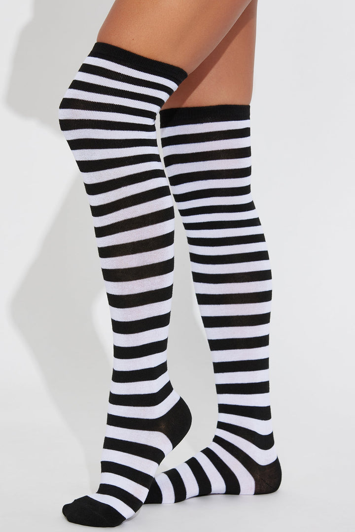 Witch Please Socks - Black/White