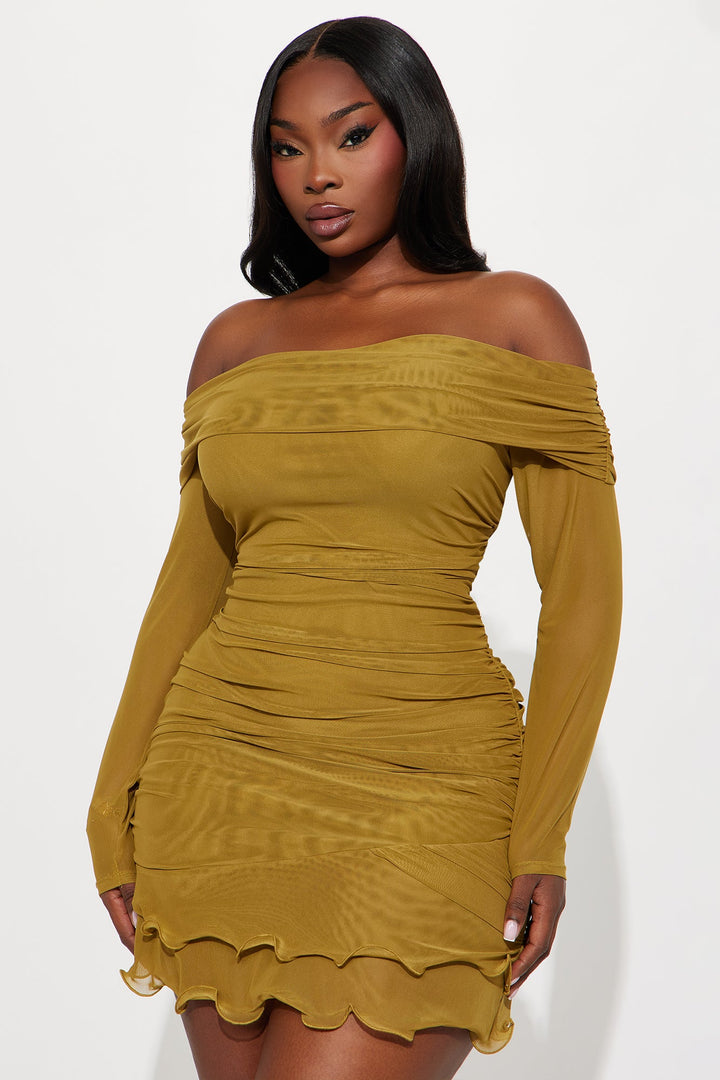 Tessa Mesh Off Shoulder Mini Dress - Chartreuse