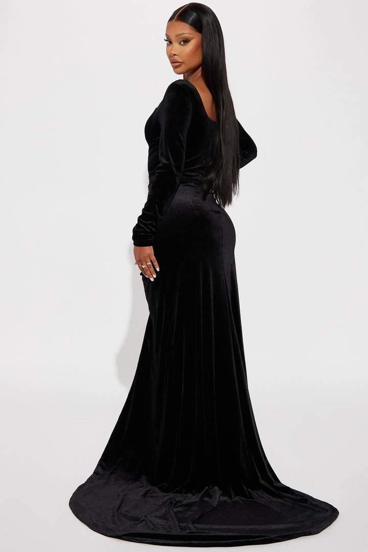 Jessica Velvet Gown - Black