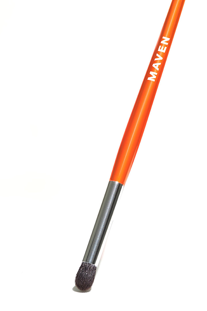 Maven Pro Artistry Eyeshadow Smudge Brush - Orange/Silver
