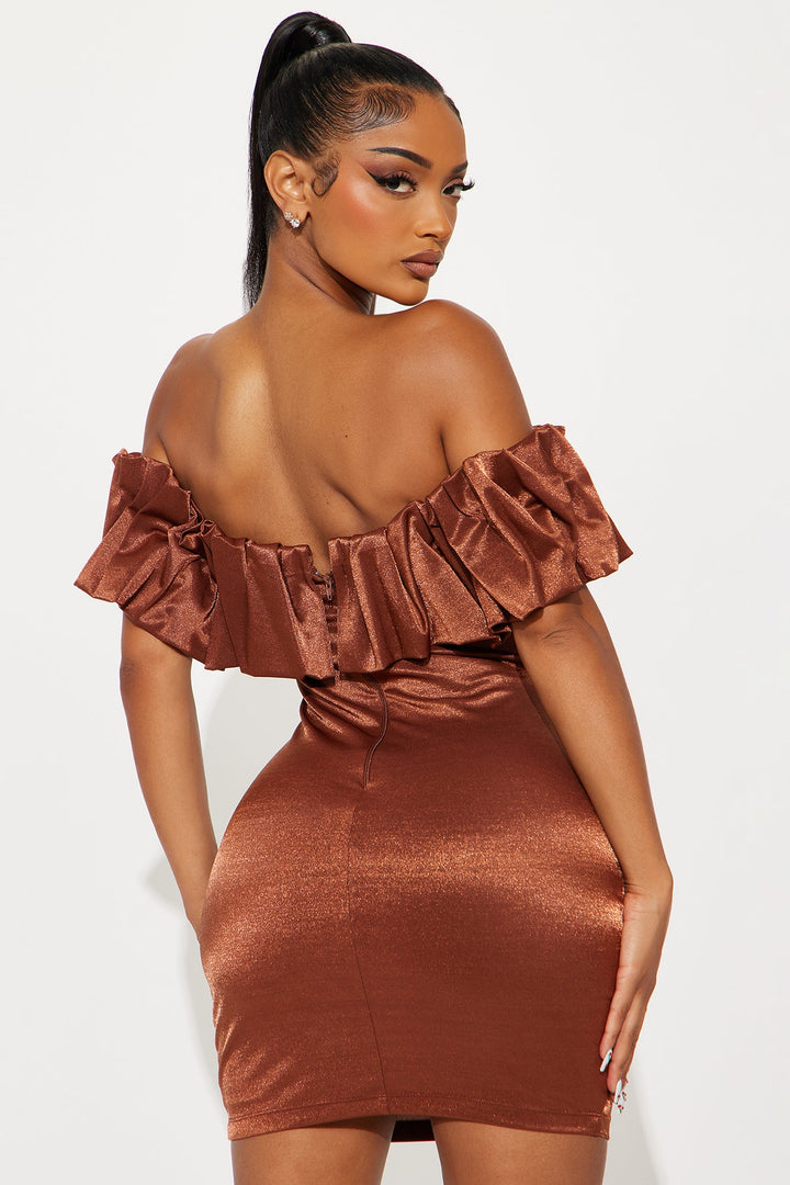 Alessia Off Shoulder Ruffle Mini Dress - Brown