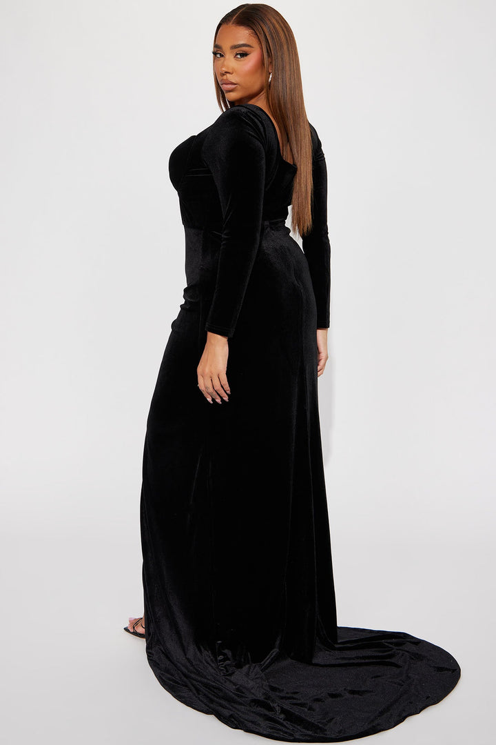 Jessica Velvet Gown - Black