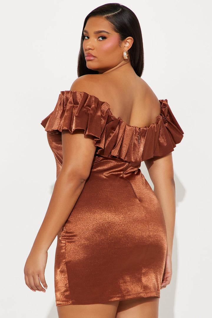 Alessia Off Shoulder Ruffle Mini Dress - Brown