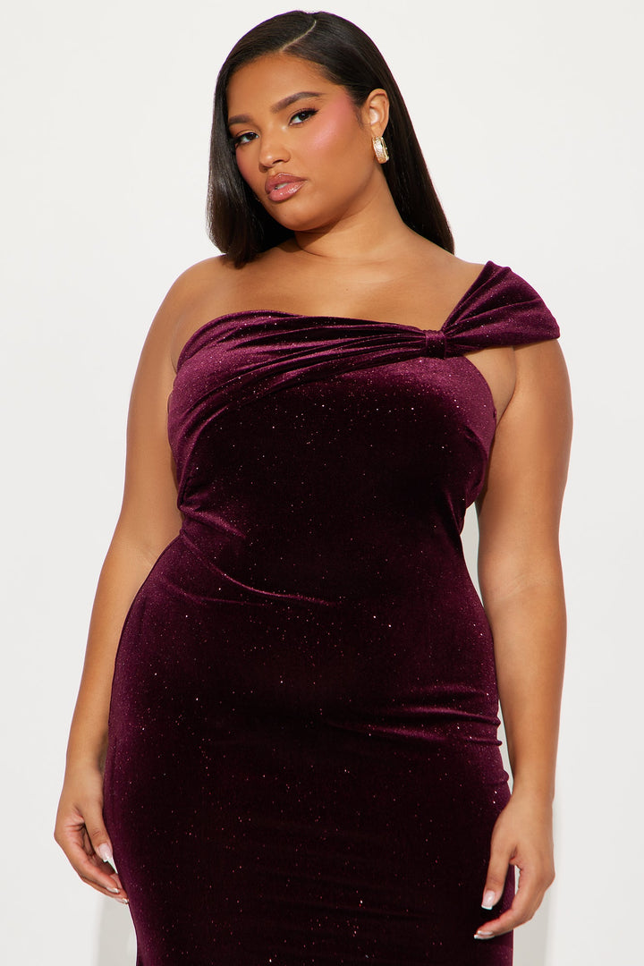 Gabriella Glitter Velvet Midi Dress - Burgundy