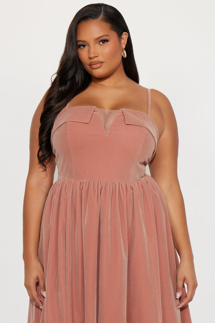 Viola Contrast Trim Velvet Midi Dress - Pink