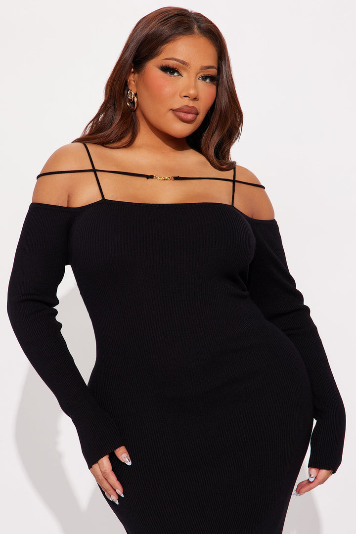 Ylianna Sweater Maxi Dress - Black