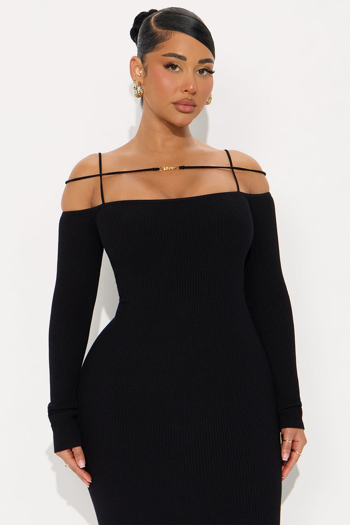 Ylianna Sweater Maxi Dress - Black