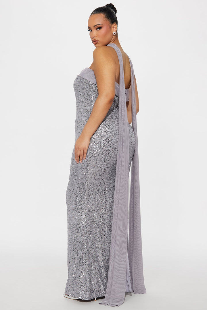 Cinnamon Sugar Sequin Gown - Grey/Silver