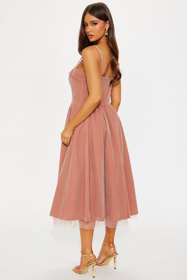 Viola Contrast Trim Velvet Midi Dress - Pink
