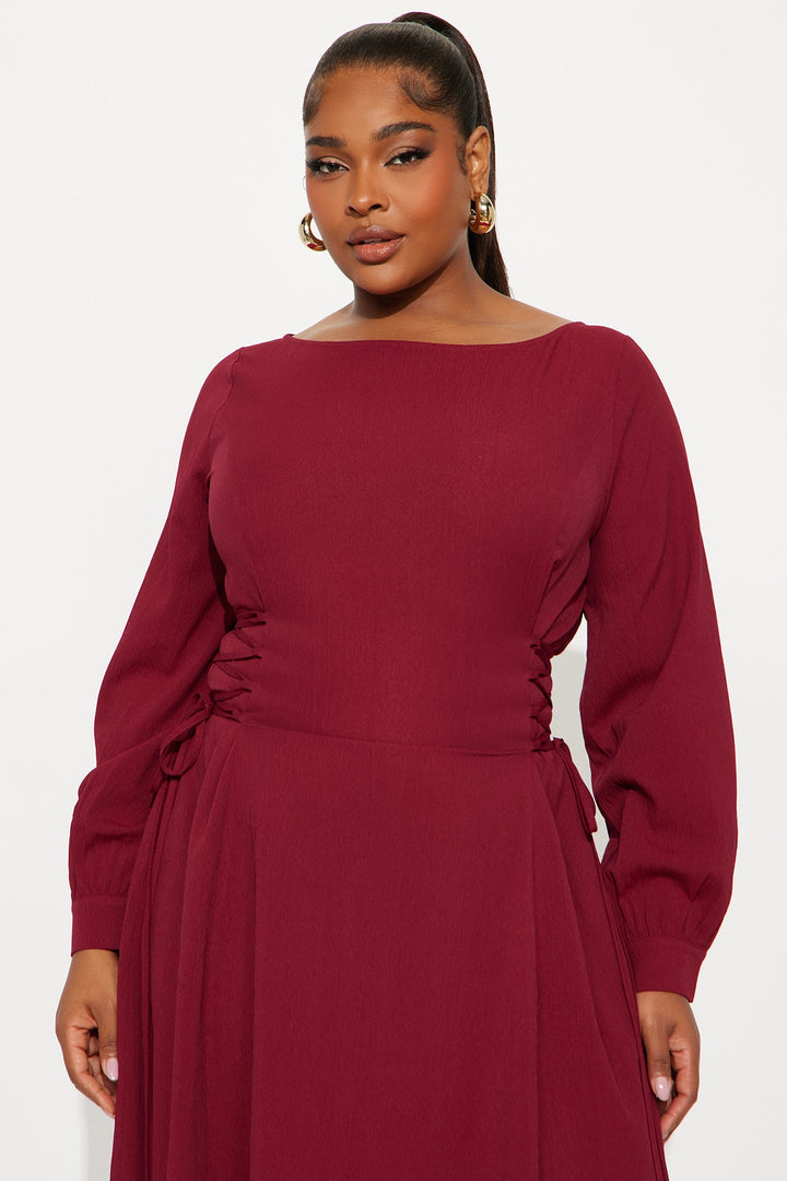 Vienna Lace Up Midi Dress - Wine
