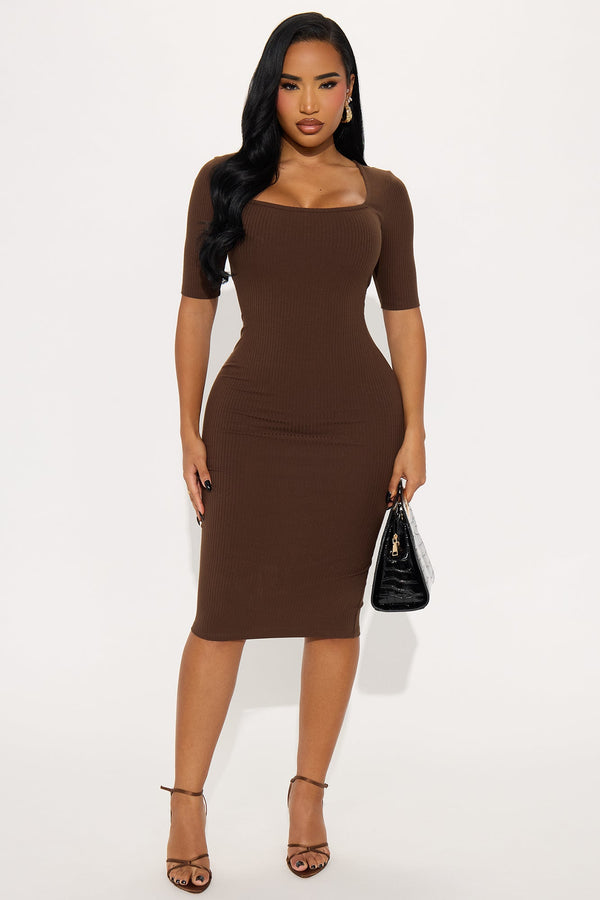 A Little Bossy Midi Dress - Chocolate