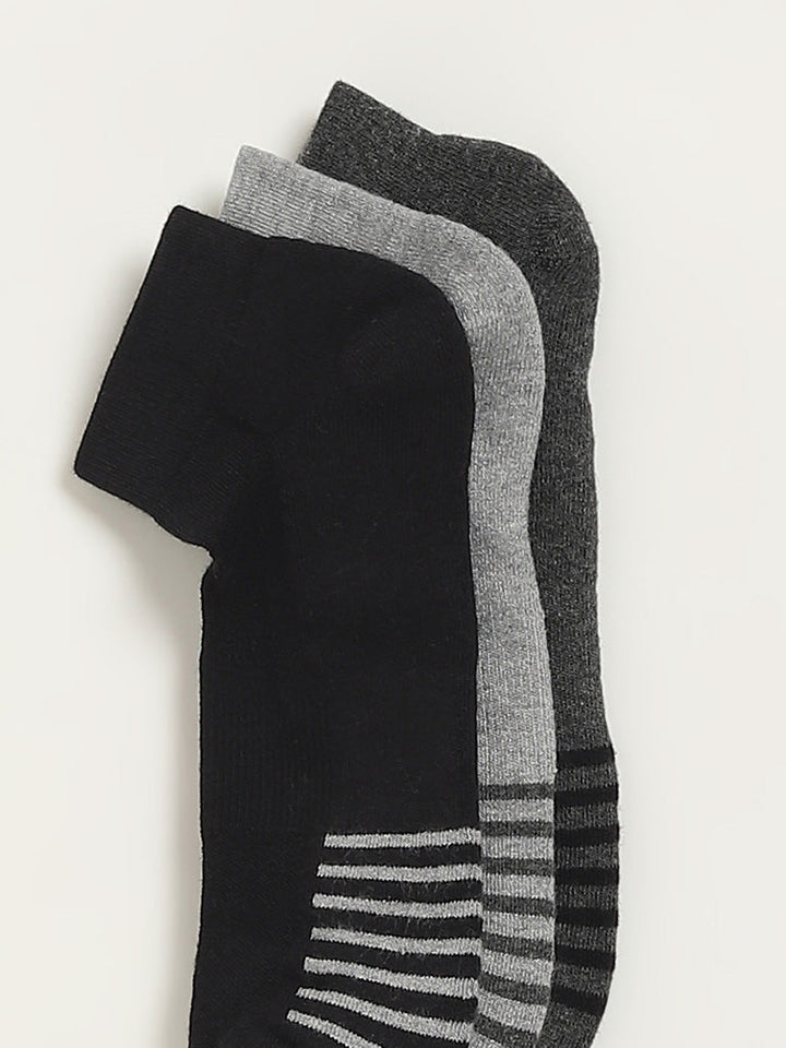 WES Lounge Multicolour Printed Cotton-Blend Trainer Socks - Pack of 3