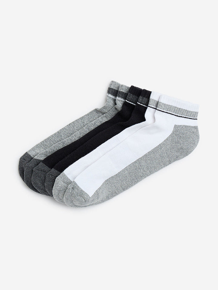 WES Lounge Grey Colour-Blocked Cotton-Blend Socks - Pack of 3