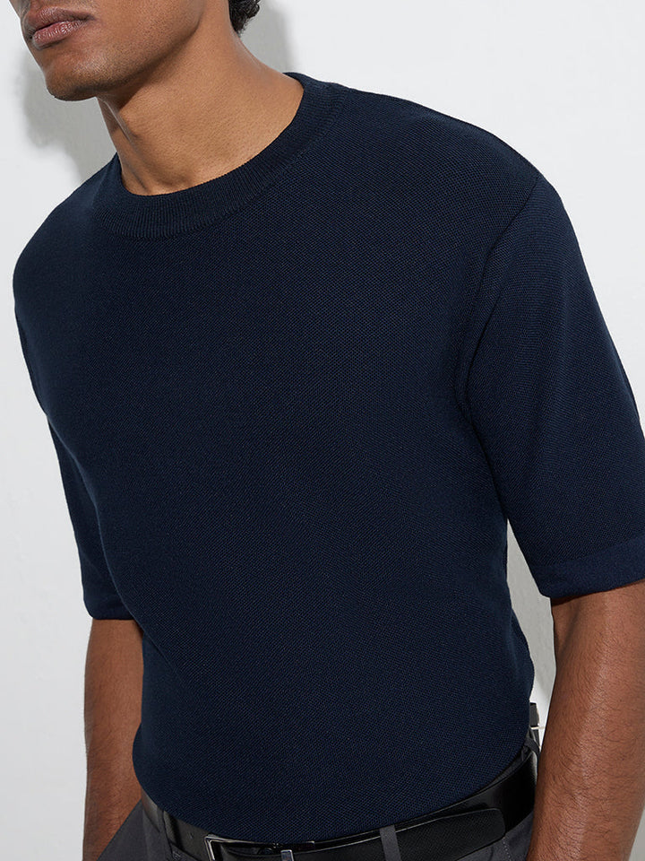 WES Formals Navy Solid Slim-Fit T-Shirt