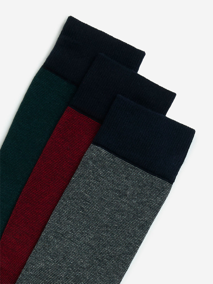 WES Lounge Maroon Solid Cotton-Blend Socks - Pack of 3