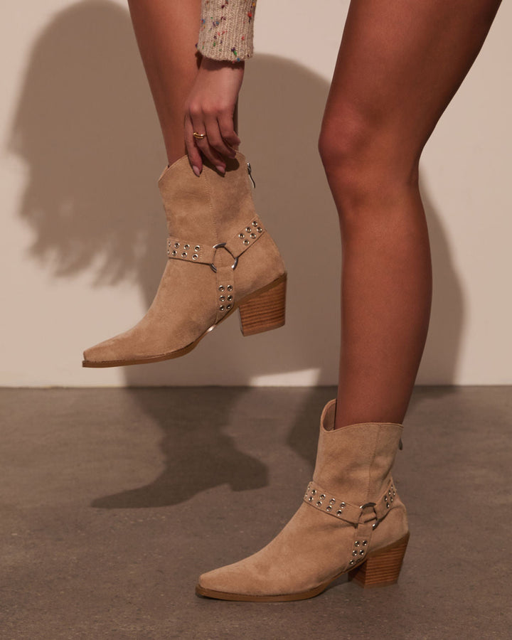 Wynnie Western Grommet Detail Booties Taupe