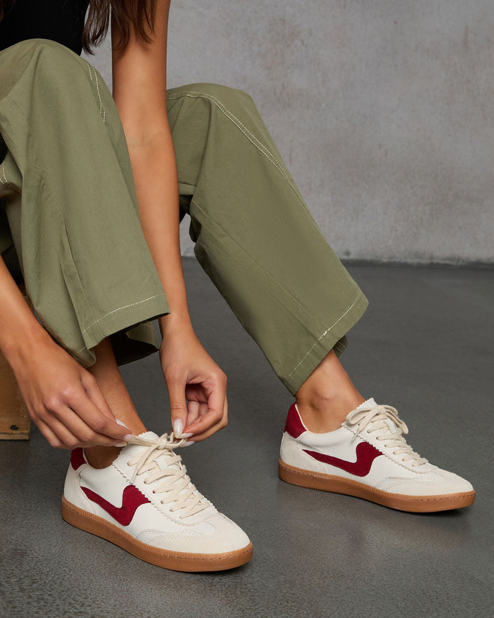 Right Catch Sneakers White Red