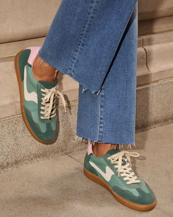 Right Catch Sneakers White Green